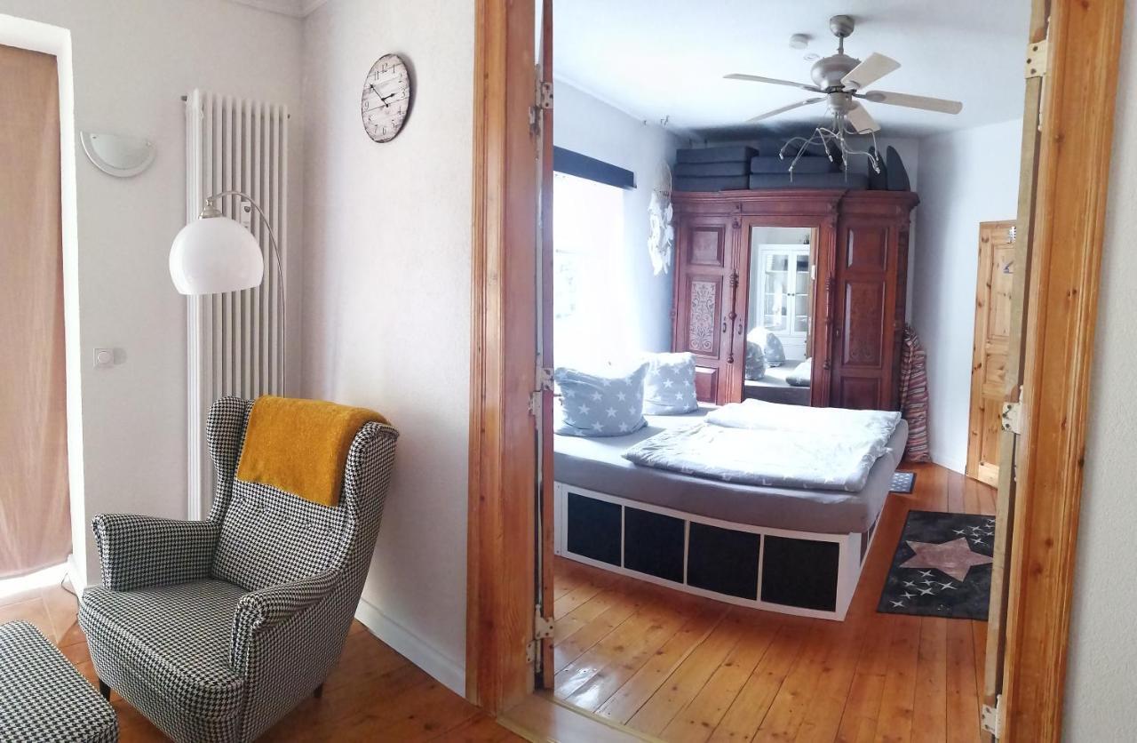 Schoene Ruhige Wohnung Mit Terrasse Und Parkplatz Greifswald Exterior foto