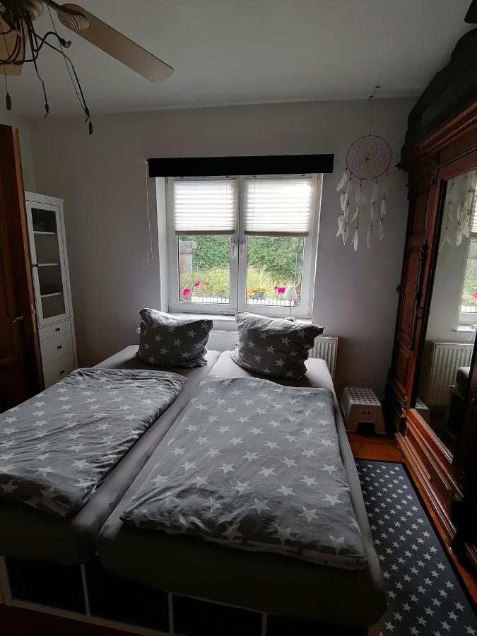Schoene Ruhige Wohnung Mit Terrasse Und Parkplatz Greifswald Exterior foto